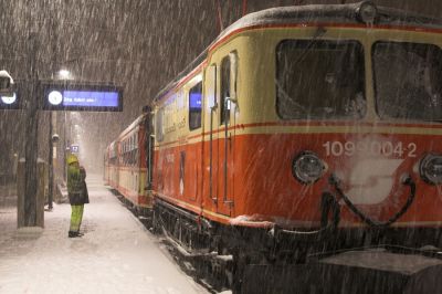 Heftiger Schneefall in St. Pölten
Schlüsselwörter: Mariazellerbahn , St. Pölten , 1099