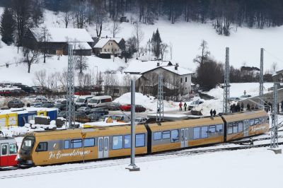 NÖVOG ET 1 "Die Himmelstreppe" in voller Pracht vor dem "Rollout" in der neuen Wagenhalle in Laubenbachmühle.
Schlüsselwörter: Laubenbachmühle Himmelstreppe