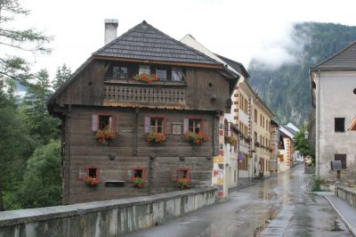 Mauterndorf
Eines der Wahrzeichen von Mauterndorf ist die uralte hölzerne Brückenkeusche
Schlüsselwörter: Mauterndorf