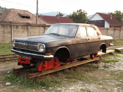 Wolga-Schienenauto am Waldbahnhof in Viseu de Sus
Schlüsselwörter: Schienenauto , Wassertalbahn