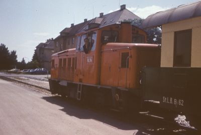 1980 verschob die VL14 den Wagensatz für den Dampfsonderzug. Es ist allerdings nicht ganz auszuschließen, daß der Zug auch mit der VL 14 in Weiz angekommen ist.
Schlüsselwörter: VL 14 , Feistritztalbahn , Weiz