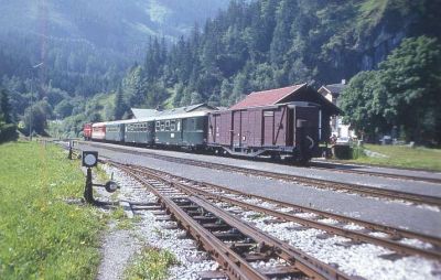 R 5086 nach der Ankunft in Krimml.
Schlüsselwörter: Pinzgaubahn , 2095 , Krimml