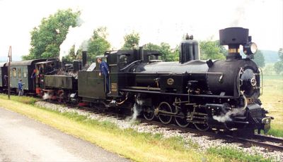 Mh.6 und 298.56 in Lehenleiten
Mh.6 mit 298.56 während eines Fotoaufenthaltes in Lehenleiten anlässlich des Voralpenfestes.
Schlüsselwörter: Mh.6 , Mh 6 , 298 , 56 , Lehenleiten , Voralpenfest