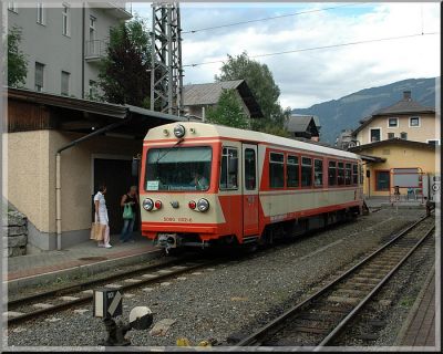 5090.02 wartet auf Gleis 12 in Zell am See auf Abfahrt
Schlüsselwörter: 5090 , Zell am See