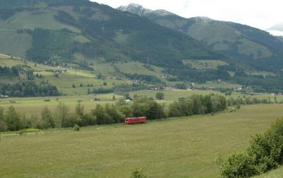 Solo 5090 im Salzachtal zwischen Niedernsill und Walchen.
Schlüsselwörter: 5090