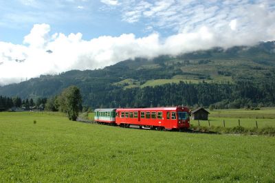 Radlzug auf dem Weg nach Mittersill bei Piesendorf Bad.
Schlüsselwörter: 5090 , 007