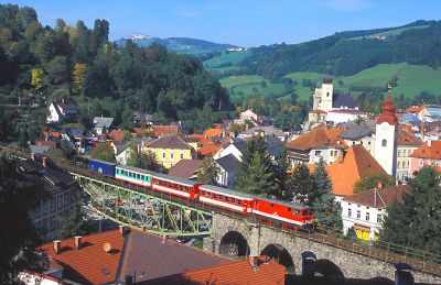 001__YTB_Viadukt_Waidhofen_an_der_Ybbs_05_10_2004_Foto_H__R.jpg
