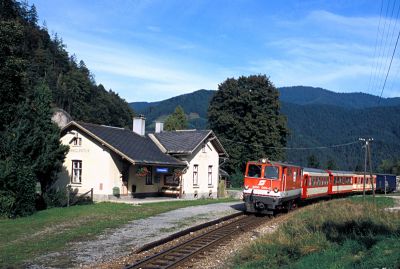 036a_Bahnhof_Kleinhollenstein.jpg