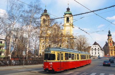 Stb003_Wilten_Stadtkirche_08_03_2005.jpg