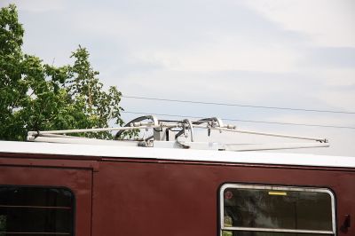 Tunneluntersuchungswagen der Mariazeller Bahn
Detailaufnahme des Stromabnehmers
Schlüsselwörter: Tunneluntersuchungswagen, Mariazeller Bahn,