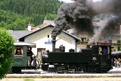 298.102
298.102 wartet in Lunz- bereits angekuppelt- auf die Rückfahrt
Schlüsselwörter: 298.102