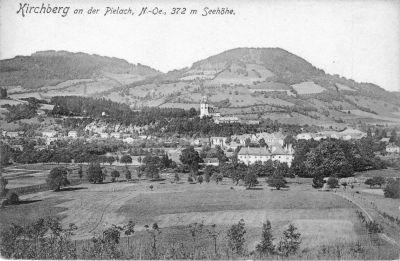 Kirchberg an der Pielach
Panorama von Kirchberg an der Pielach in den ersten Jahren des 20. Jahrhunderts, historische Postkarte

(Quelle: Sammlung E. Livingstone, Royston, UK)

Schlüsselwörter: Mariazellerbahn , MzB , Kirchberg