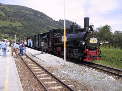 Nostalgietag bei der Pinzgaubahn
Schlüsselwörter: 399 , Mh ,  03