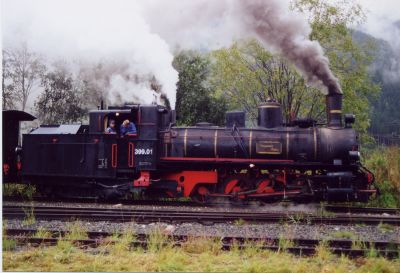 Letzte Fahrt der alten 399.01
Schlüsselwörter: 399 , 01 , Letzte Fahrt , Pinzgaubahn , Zell am See