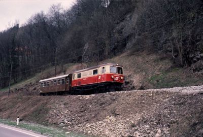 1099.013
Die 1099.013 ist mit einem kurzen Probezug zwischen Frankenfels und Schwarzenbach unterwegs
Scan vom Dia
Schlüsselwörter: 1099 , 013 , Mariazellerbahn , Talstrecke