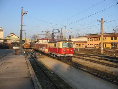 1099.02
Die 1099.02 fährt soeben mit dem R 6835 in den Alpenbahnhof ein
Schlüsselwörter: 1099 , 02 , Mariazellerbahn , Talstrecke , Alpenbahnhof