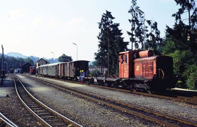 2090.01
Die 2090.01 beim Verschub in Waidhofen 1980
Schlüsselwörter: Ybbstalbahn , 2090 , 01