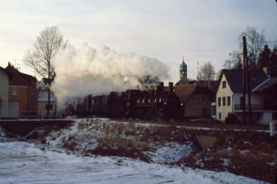 399.01
Die Idyllische Ortsdurchfahrt in Langschlag.
Scan vom Dia
Schlüsselwörter: 399 , 01 , Mh , Waldviertel , Südast , Langschlag