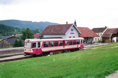 5090.005
Der 5090.005 verlässt St. Martin Richtung Groß Gerungs
Schlüsselwörter: Waldviertel , Südast , 5090 , 005