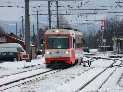 5090 012
Triebwagen 5090 012 fährt mit dem R 6806 "Bürgeralpe" in Ober Grafendorf ein.
Schlüsselwörter: 5090, 012, Ober Grafendorf, Mariazellerbahn, Talstrecke