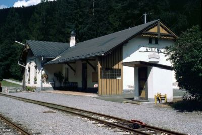 Aflenz
Das Bahnhofsgebäude von Aflenz
Schlüsselwörter: Aflenz, Thörlerbahn