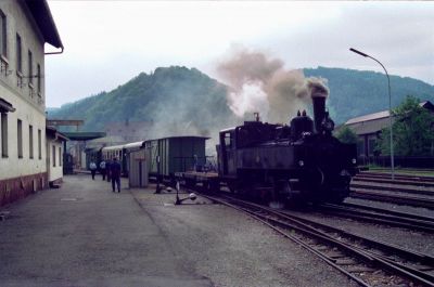 Bh 1
Die Bh 1 steht im Bahnhof Kapfenberg Lb zur Abfahrt nach Seebach-Thurnau bereit
Scan
Schlüsselwörter: Bh1, Thörlerbahn, Kapfenberg