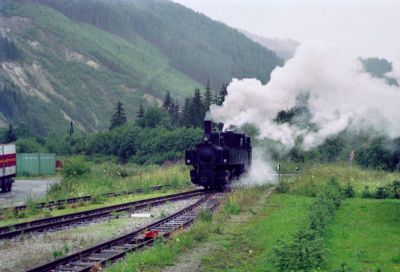 Bh 1
Die Bh 1 beim Umsetzen im Bahnhof Seebach-Thurnau
Scan
Schlüsselwörter: Bh1, Thörlerbahn, Seebach-Thurnau