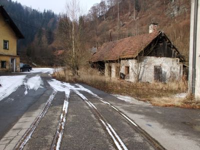 Margaretenhütte
Die ehemaligen Gleisanlagen der Anschlussbahn in Margaretenhütte sind teilweise noch deutlich zu erkennen...
Schlüsselwörter: Thörlerbahn, Margaretenhütte