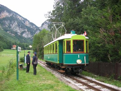 Kurhaus
Kurze Verschnaufpause für den Tw 1 in der Haltestelle Kurhaus
Schlüsselwörter: Höllentalbahn , Kurhaus