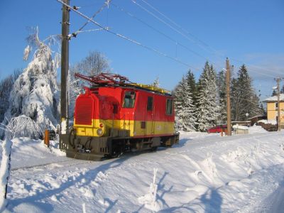 IMG_8240
Turmwagen X532.002 am 27.12.2007 bei Winterbach.
Schlüsselwörter: Turmwagen , Winterbach , Skl