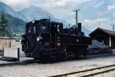 Lok 3
Lok 3 in Jenbach

Scan vom Dia
Schlüsselwörter: 3 , Zillertalbahn , Jenbach