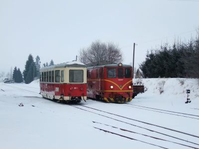 Nová Bystřice
Die T 47.011 umfährt gerade den einzigen Personenwagen ihres Zuges in Nová Bystřice 
Schlüsselwörter: JHMD, T 47, T47.011, Nová Bystřice