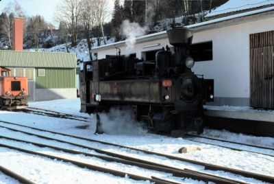 U 43
Murau
Scan vom Dia
Schlüsselwörter: U43 , U , 43 , Murtalbahn , Murau