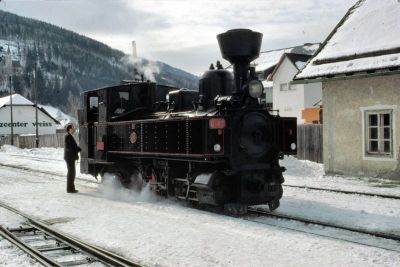 U 43
Tamsweg
Scan vom Dia
Schlüsselwörter: U43 , U , 43 , Murtalbahn , Murau