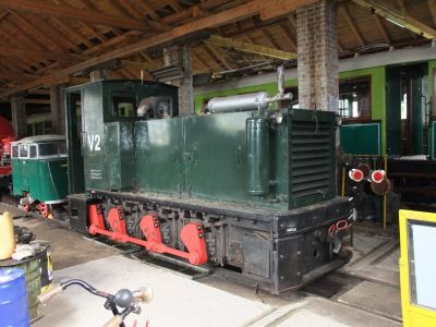 V 2
Die V 2 der ÖGLB in der Remise Hirschwang
Windhoff 1943/763
Schlüsselwörter: V 2, Hirschwang, ÖGLB