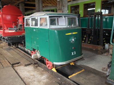 X 3
Draisine X 3 
Bj. 1949, Asper Zürich FNr. 14
ehem. Rheinregulierungsbahn
Schlüsselwörter: X 3, ÖGLB, Hirschwang, Draisine