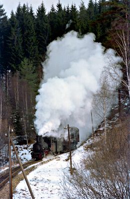 Waldviertel 1975 Bruderndorfer Tunnel 2
Exakta Varex IIa, Kodacolor II
Schlüsselwörter: 399.04