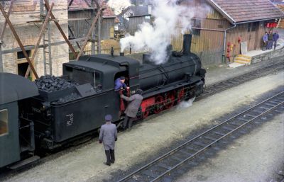 Waldviertel 1975 Groß-Gerungs
Exakta Varex IIa, Kodacolor II
Schlüsselwörter: 399.04