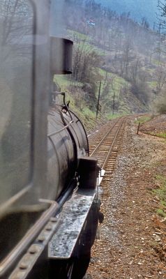 Zug0368.jpg
83-009 zwischen Brod na Drini und Miljevina, Retina IIc, Orwochrome UT18
Schlüsselwörter: 83-009, Bosnische Ostbahn