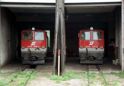 2095er im Lokschuppen
Zwei 2095 im Ringlokschuppen in Ober Grafendorf.
Schlüsselwörter: 2095, Lokschuppen, Ober Grafendorf