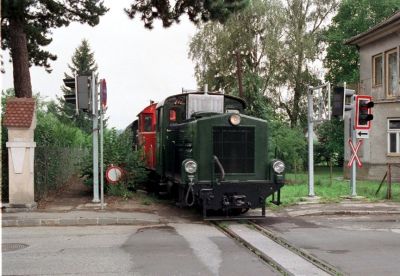 Sonderzug auf der Krumpe
Sonderzug bei der Einfahrt in den Bhf. Mank.
Schlüsselwörter: Krumpe