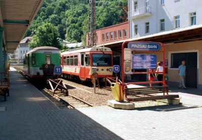 Endbahnhof Zell am See
Bahnhof Zell am See der Pinzgaubahn.
Schlüsselwörter: Zell am See