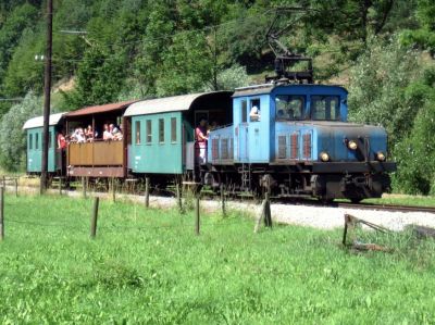 LB Mixnitz-St.Erhard
Museumszug mit Lok E4 im Streckenabschnitt bei Mautstatt.
Schlüsselwörter: Mixnitz, Breitenauerbahn, E4, Mautstatt