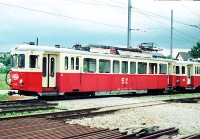 Fuhrpark Vorchdorf
Abgestellte Fahrzeuge in Vorchdorf.
Schlüsselwörter: Vorchdorf