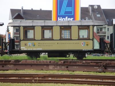 NÖVOG Bi/s 95906
Das "Waldviertler Speisewagerl", der Bi/s 95906 der NÖVOG.
Schlüsselwörter: Waldviertler, Schmalspurbahn, Schmalspurbahnen, Gmünd, Wagen