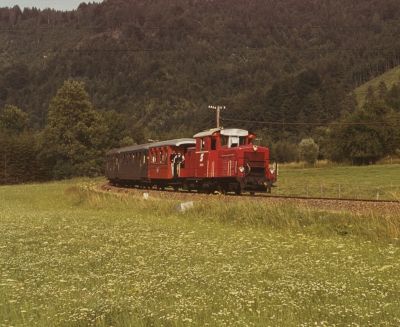 Eine unbekannte 2091 mit Speise- und Personenwagen auf der Ybbstalbahn
Schlüsselwörter: 2091 