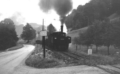 Mit einem Güterzug unterwegs ist auf dieser Aufnahme 699.103
Schlüsselwörter: 699 , 103